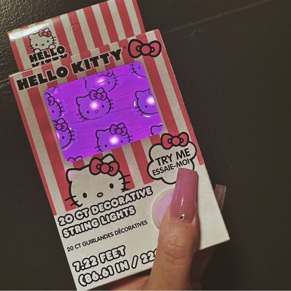 Hello Kitty String Lights. - Picture 2 of 2